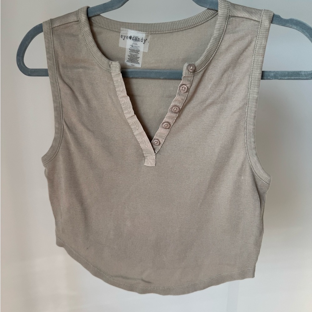 Eyeshadow Taupe Buttoned Crop Top